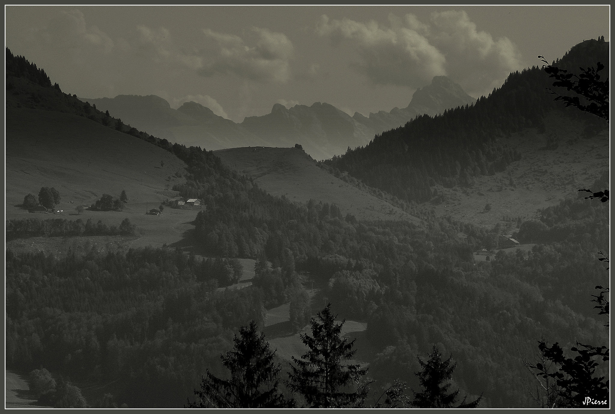 Roc d'Enfer dans le col