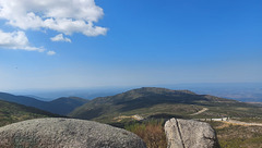 auf der ER339 in Richtung Serra da Estrela (© Buelipix)