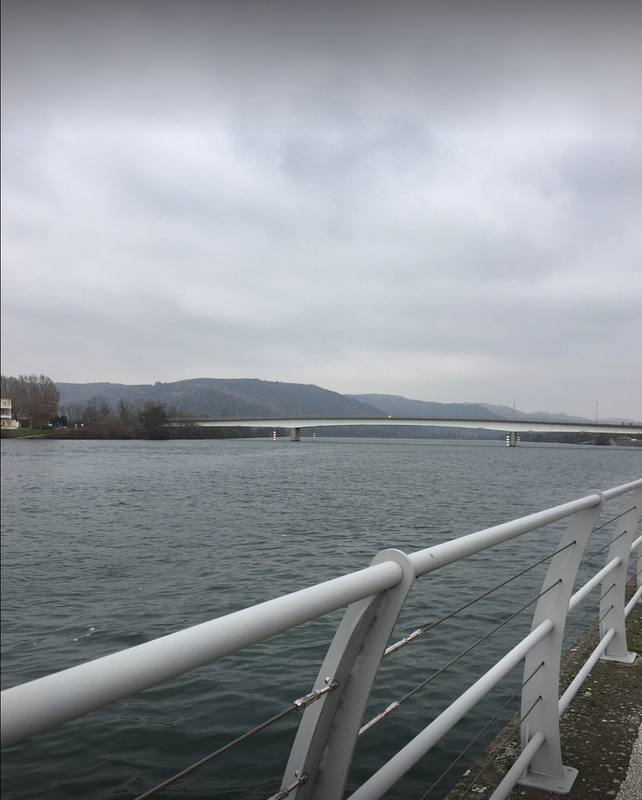 Le Rhône a St Vallier