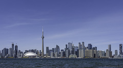 Toronto skyline 2024 ... view from 'Toronto Islands' (© Buelipix)