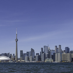 Toronto skyline 2024 ... view from 'Middle Islands' (Toronto Islands) (© Buelipix)