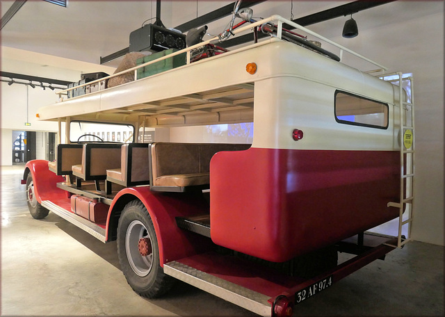 Saint-Leu (974, Ile de la Réunion) 30 octobre 2025. Musée Stella Matutina. Le car "courants d'air".