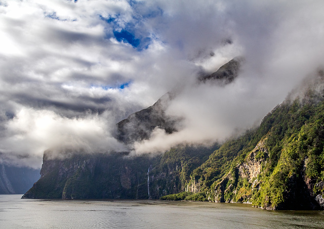 Fiordland - Milford Sound