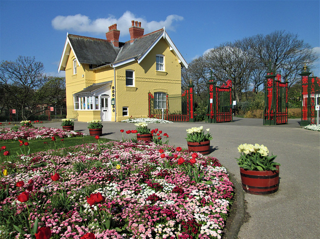 St Annes - Ashton Gardens.