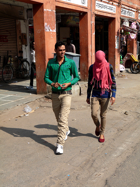 Jaipur- Pink Headdress