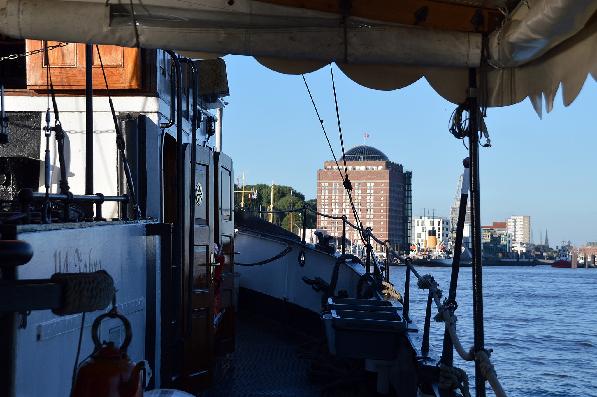 Museumshafen Övelgönne voraus HFF