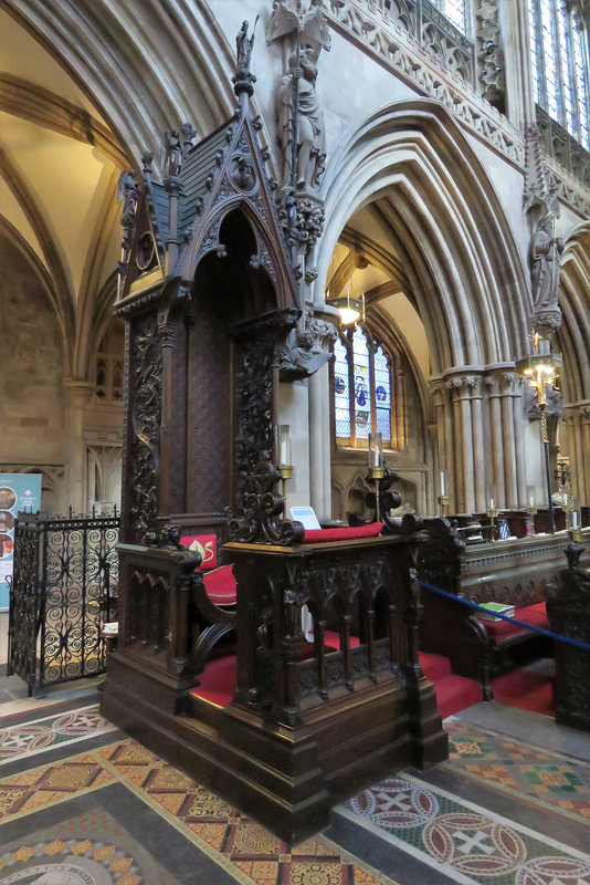 lichfield cathedral, staffs