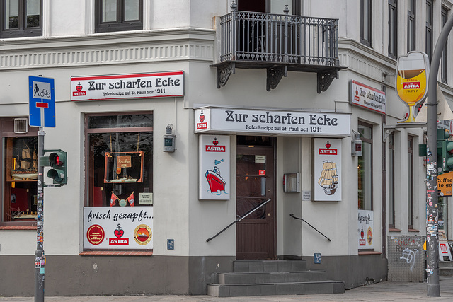 Zur scharfen Ecke