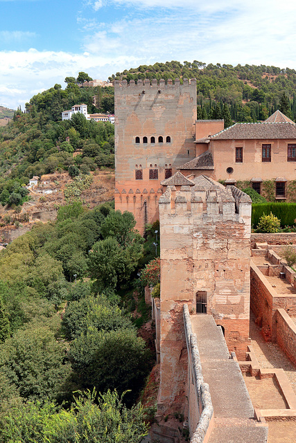 Alcazaba - Die Türme "Torre de Mohamed" und "Torre de Comares" (2)