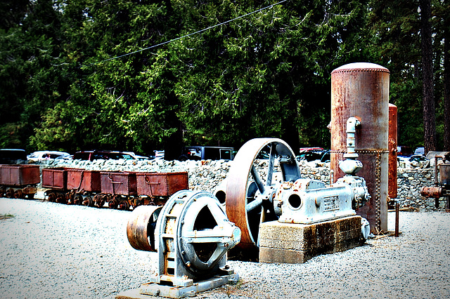 Mining equipment