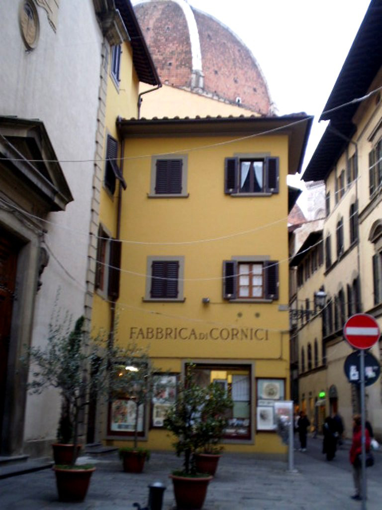 Piazzeta di San Michele Visdomini.