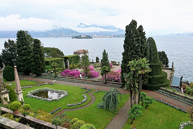 Blick von der Gartenterrasse