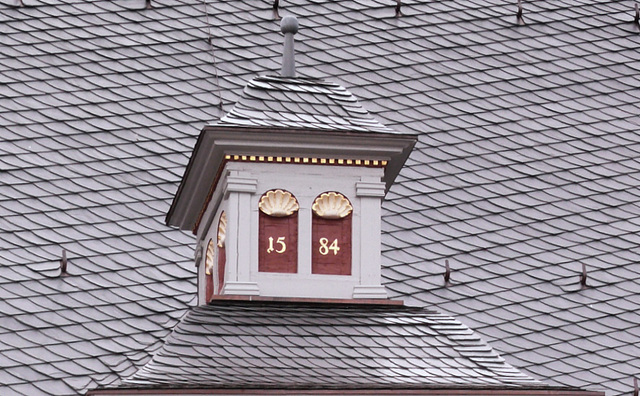 Rathaus Detail 2 [2x PiP]