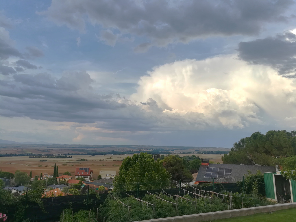 Storm cloud