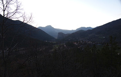 Vallée de Castellane, montée vers Peillon tombée de la nuit