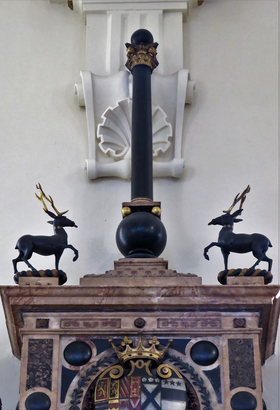 derby cathedral (22)column and stag crests on bess of hardwick's tomb erected 1601 to a design by robert smythson