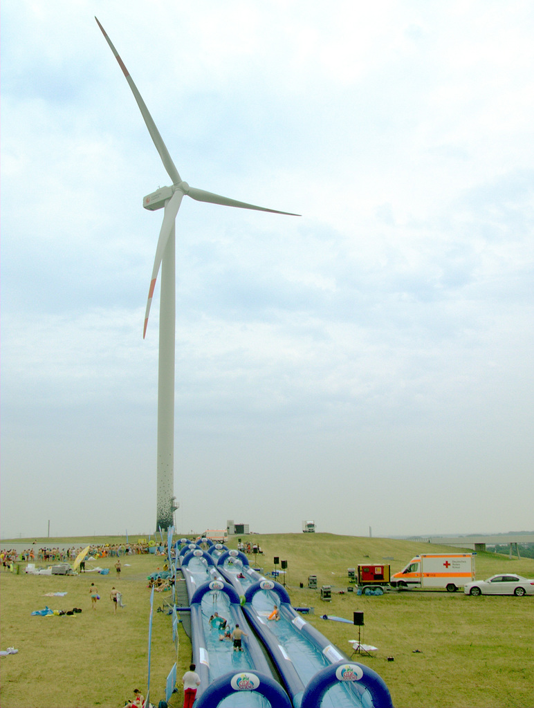 Windrad auf dem Energieberg Hamburg