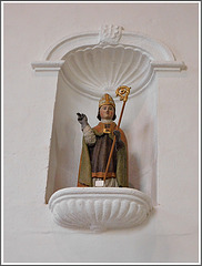 Statue dans la chapelle sainte Catherine à Dinan (22)