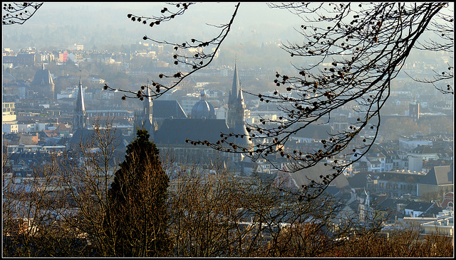 Aachen Center  & Marchiertor   linksachter