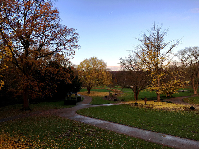 DE - Bad Neuenahr - Autumn morning