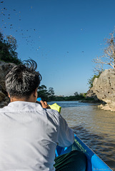 Bootstour in die "Natural Water Cave" bei Hpa-An (© Buelipix)