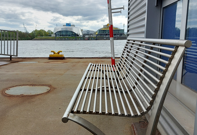 auf der Überseebrücke Hamburg