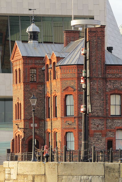 liverpool docks