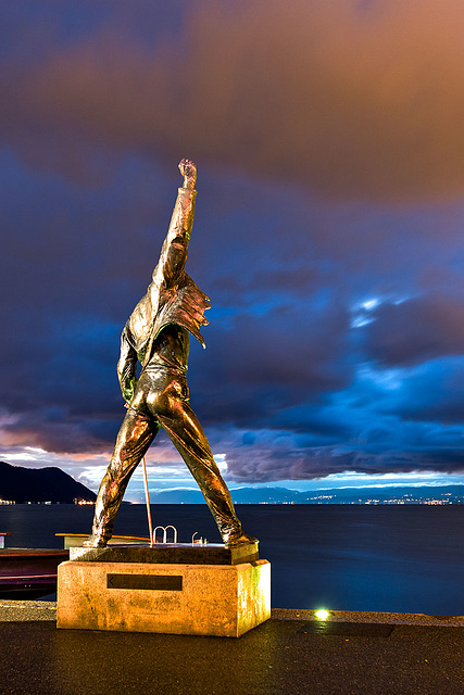 161106 Montreux quai nuit 2