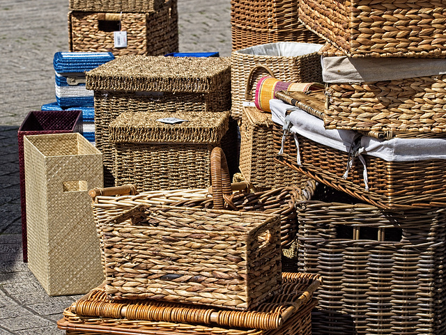 Baskets & Boxes.