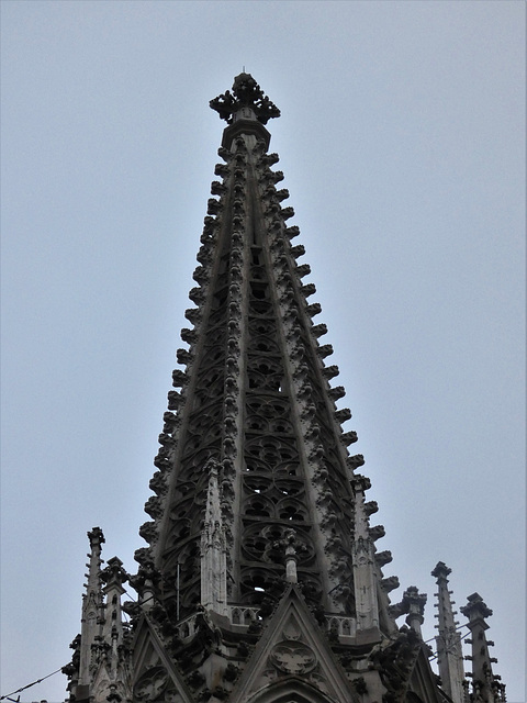 einer der Domtürme zu Regensburg