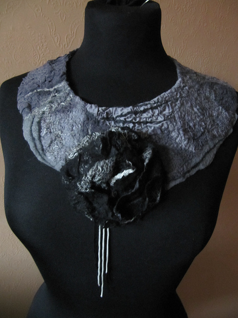 felted collar