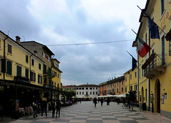 IT - Lazise - Piazza Vittorio Emanuele
