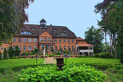 Basthorst, Schloss