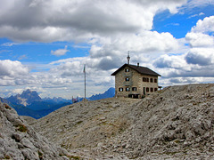 Rifugio Kostner  2600 mt - Corvara gruppo del Sella