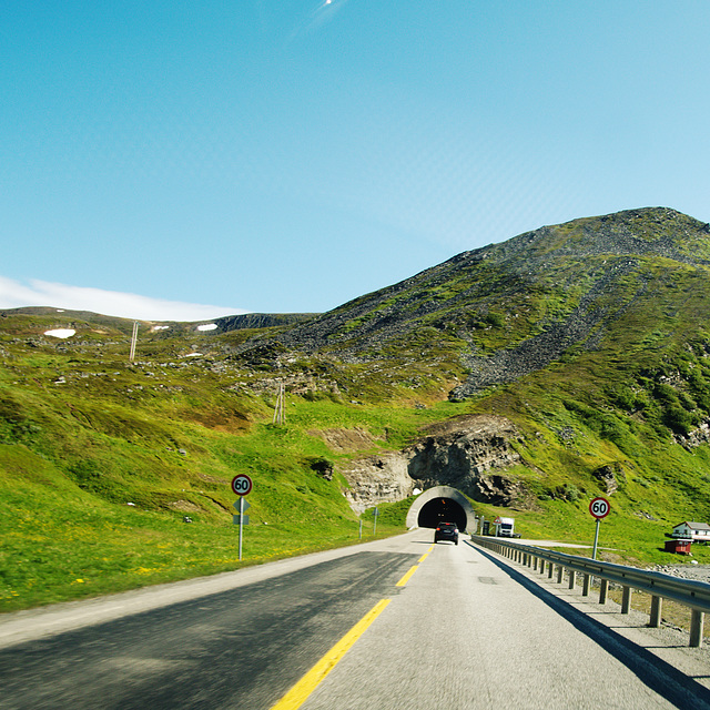 Tunnel