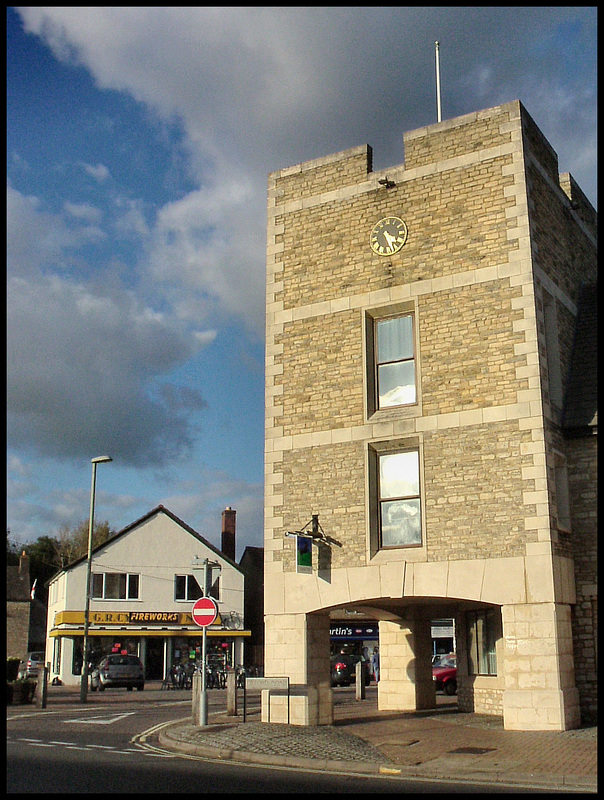 Kidlington clock tower