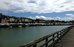 FR - Deauville - Am Ufer des Touques