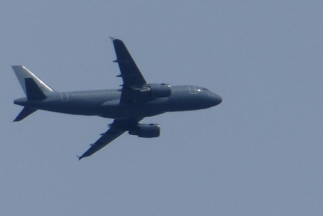 Airbus A319, vreemde vogel in Geilenkirchen Tevern...