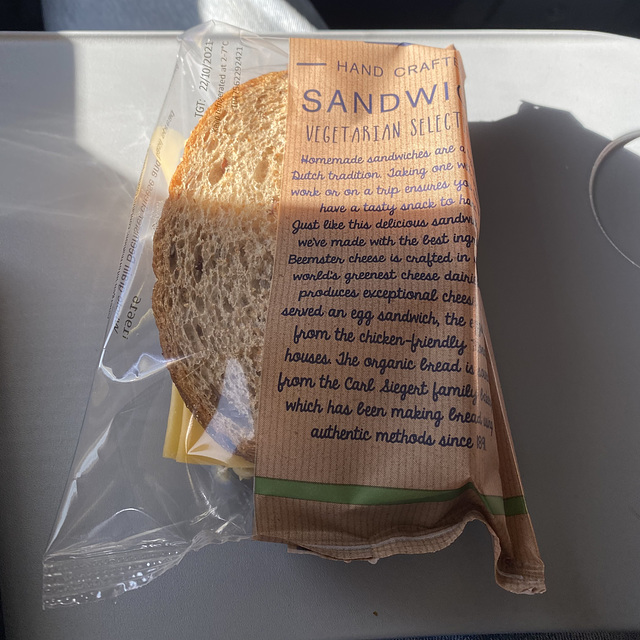 Flight KL1574 – Cheese sandwich