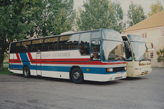 Dawlish Coaches F996 HGE and Wallace Arnold L940 NWW at the Smoke House, Beck Row – 2 Oct 1995 (289-12)