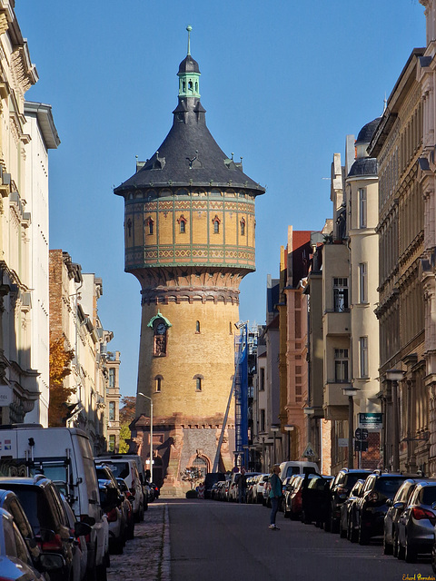 Der Turm am Ende der Straße