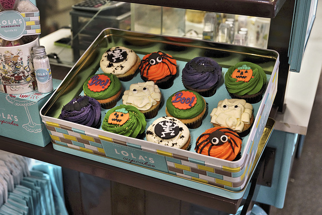 Hallowe'en Cupcakes – Selfridges Foodhall, Oxford Street, London, England