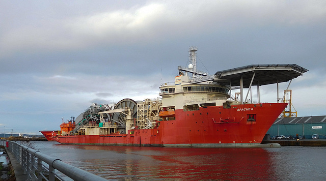 Edinburgh Port of Leith – Apache II (#1114)