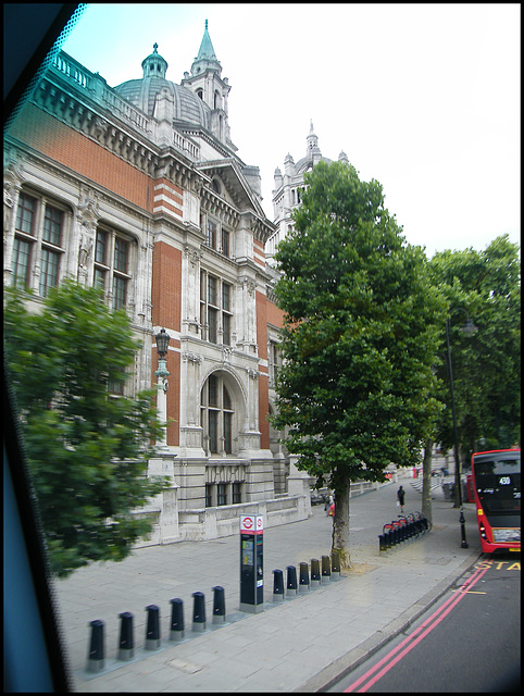 V&A bus stop