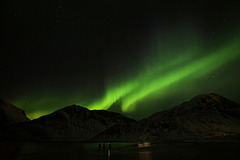 L0f0ten, Haukland Beach, Northern lights