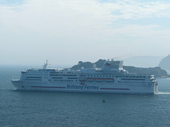 Pont-Aven leaving Plymouth (1) - 20 May 2018