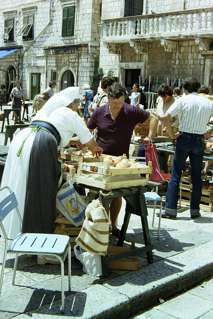 Market, Dubrovnik (23 10)