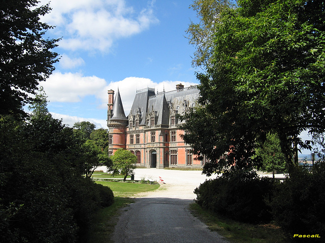 chateau de TREVAREZ chateau de TREVAREZ