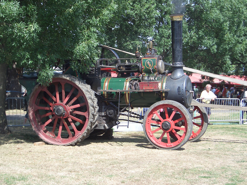 AGB Firefly offside Lambeth C Fair 16 7 05 b