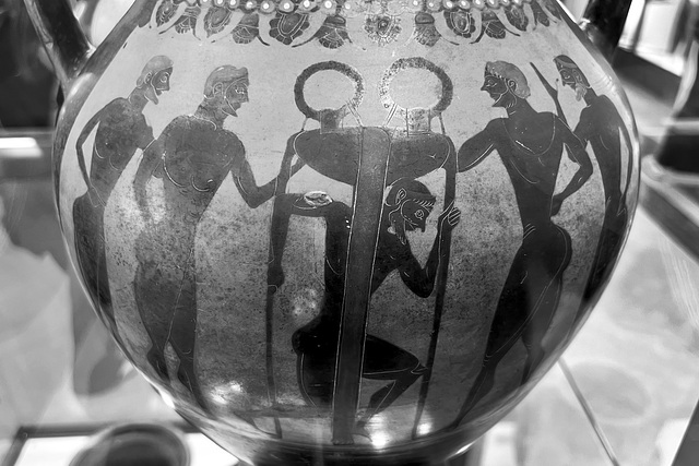 Vatican 2025 – Victorious athlete raising the tripod